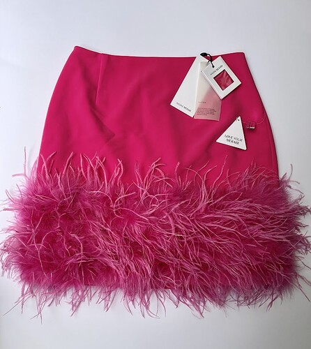 PINK skirt 1